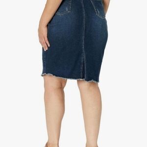 Avenue Dark Blue Plus Size Stretch Denim Skirt Size 28 SO CUTE!!